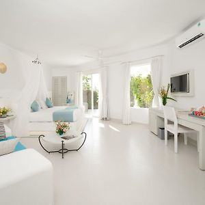 Pavillion Bungalow Twin